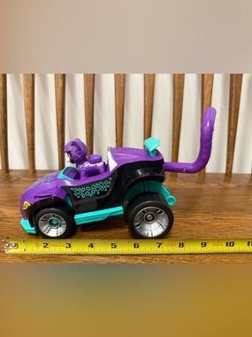 Paw Patrol Cat Pack Shade Jaguar Transforming Vehicle & Figure Toy